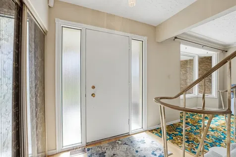 24 River Road Brantford ON N3R 0C1