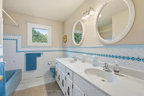 24 River Road Brantford ON N3R 0C1