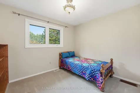 24 River Road Brantford ON N3R 0C1