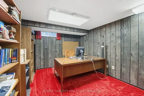 24 River Road Brantford ON N3R 0C1