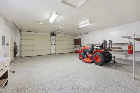 24 River Road Brantford ON N3R 0C1