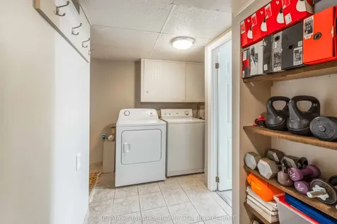 2921 Gail Avenue Niagara Falls ON L2J 2E1