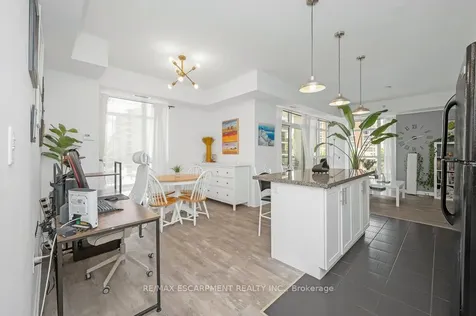 90 Charlton Avenue W Hamilton ON L8P 0B4