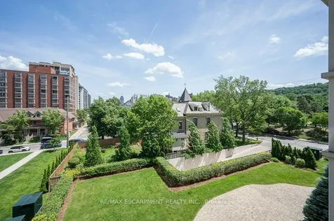 90 Charlton Avenue W Hamilton ON L8P 0B4