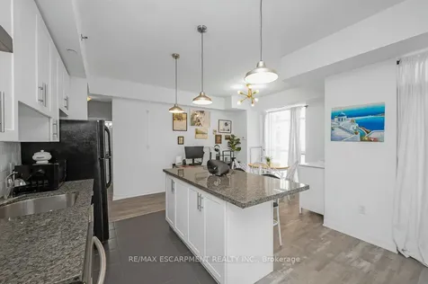 90 Charlton Avenue W Hamilton ON L8P 0B4