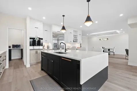 832 Windermere Drive Kingston ON K7P 0N5