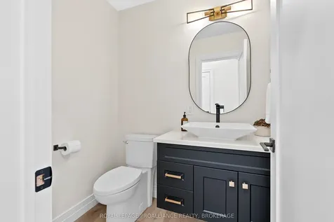 832 Windermere Drive Kingston ON K7P 0N5