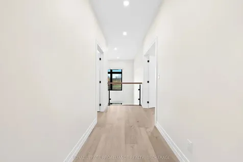 832 Windermere Drive Kingston ON K7P 0N5