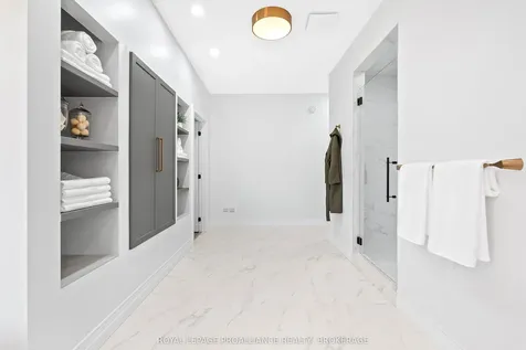 832 Windermere Drive Kingston ON K7P 0N5