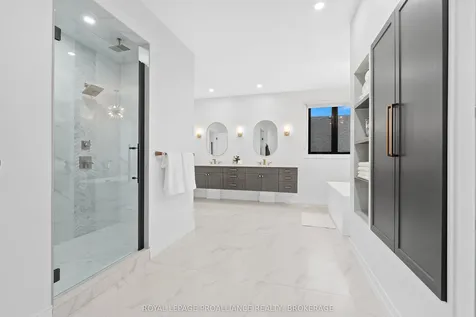832 Windermere Drive Kingston ON K7P 0N5