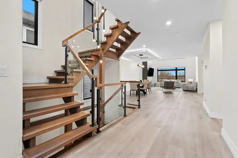 832 Windermere Drive Kingston ON K7P 0N5
