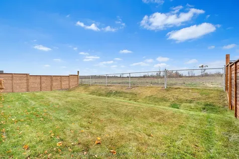 832 Windermere Drive Kingston ON K7P 0N5