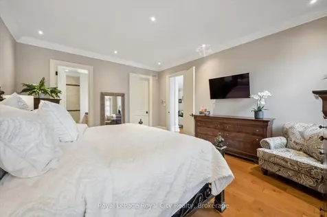 63 Metcalfe Street Guelph ON N1E 4X7