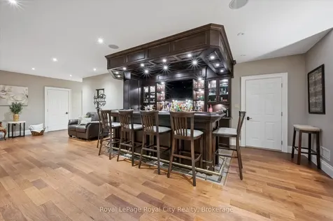 63 Metcalfe Street Guelph ON N1E 4X7