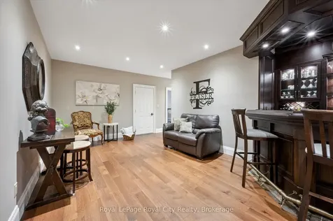 63 Metcalfe Street Guelph ON N1E 4X7