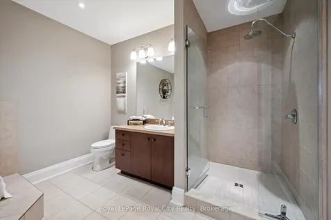 63 Metcalfe Street Guelph ON N1E 4X7