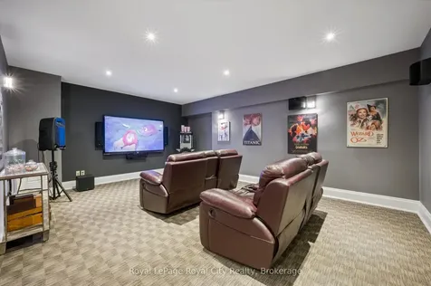 63 Metcalfe Street Guelph ON N1E 4X7