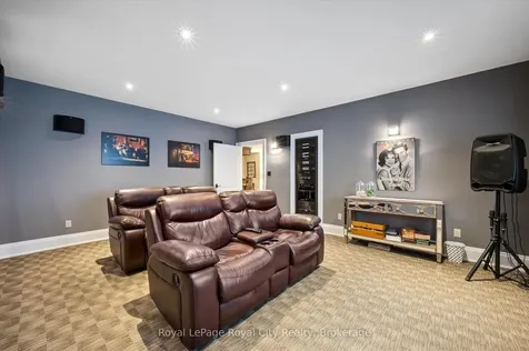 63 Metcalfe Street Guelph ON N1E 4X7