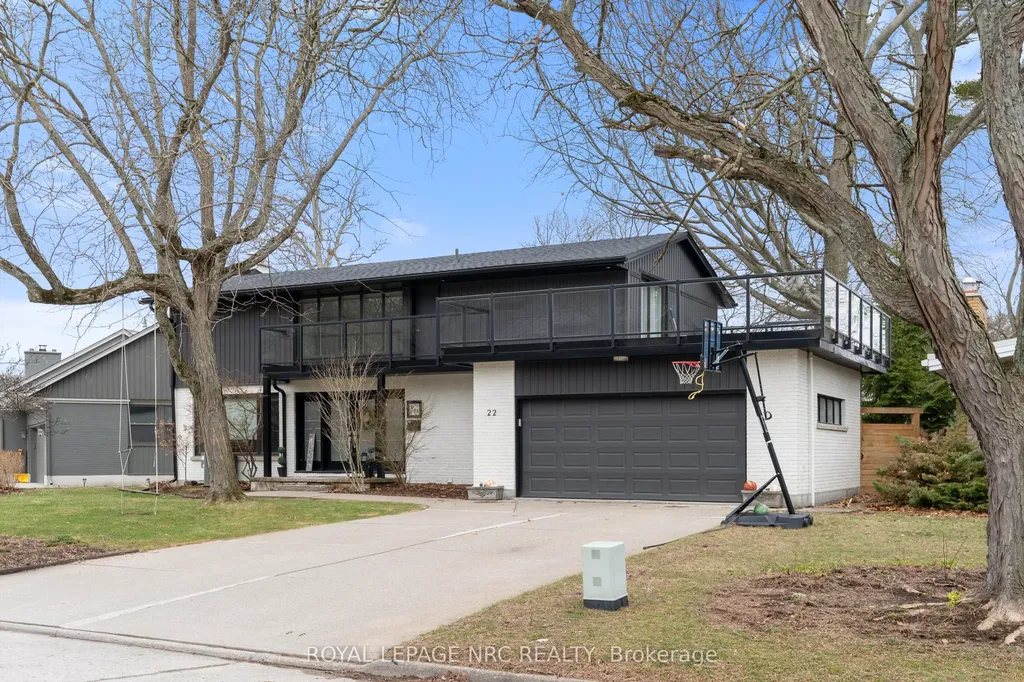22 Briarfield Crescent St. Catharines ON L2T 3T5