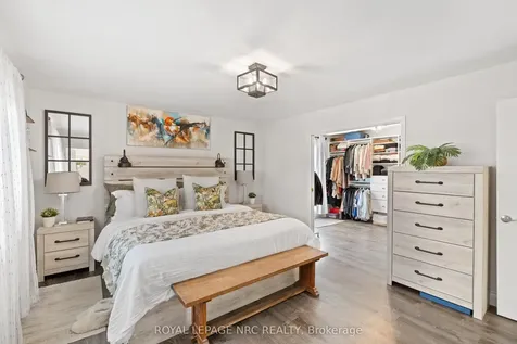 22 Briarfield Crescent St. Catharines ON L2T 3T5