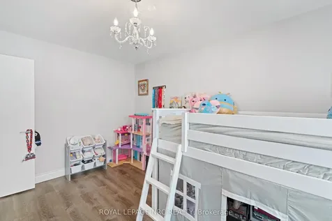 22 Briarfield Crescent St. Catharines ON L2T 3T5