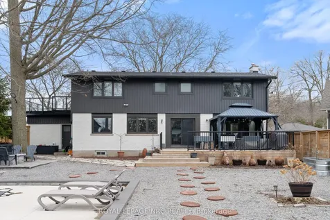 22 Briarfield Crescent St. Catharines ON L2T 3T5