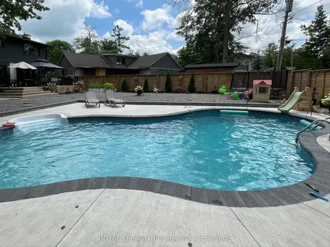22 Briarfield Crescent St. Catharines ON L2T 3T5