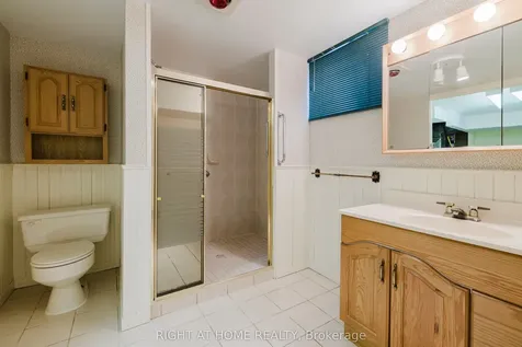 33 Harvest Crescent Belleville ON K8P 4M2