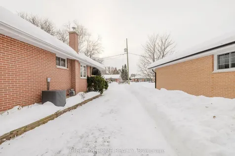 33 Harvest Crescent Belleville ON K8P 4M2