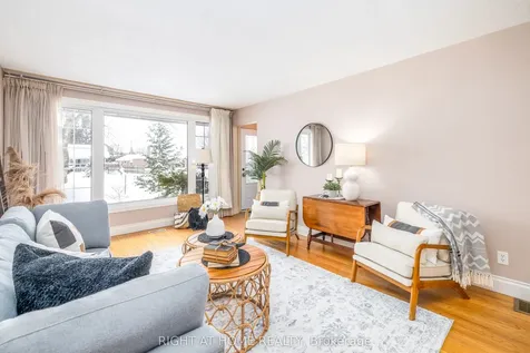 33 Harvest Crescent Belleville ON K8P 4M2