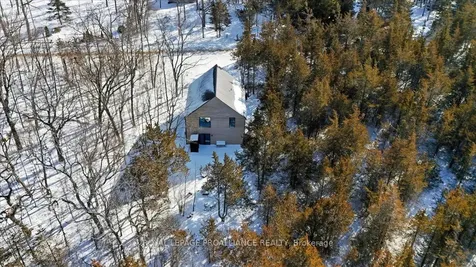 372 Prinyers Cove Crescent Prince Edward County ON K0K 2T0