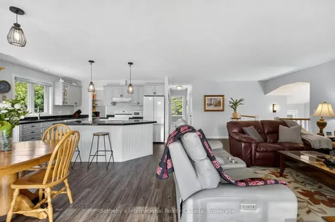 35 Elgin Street S Blue Mountains ON N0H 2P0