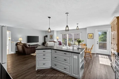 35 Elgin Street S Blue Mountains ON N0H 2P0