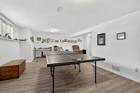 35 Elgin Street S Blue Mountains ON N0H 2P0