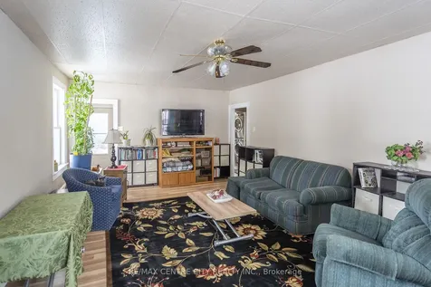 413 Ellis Avenue Brant ON N3R 0B8