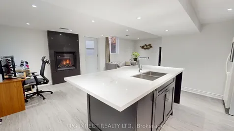 32 Elsley Court Guelph ON N1C 1C8