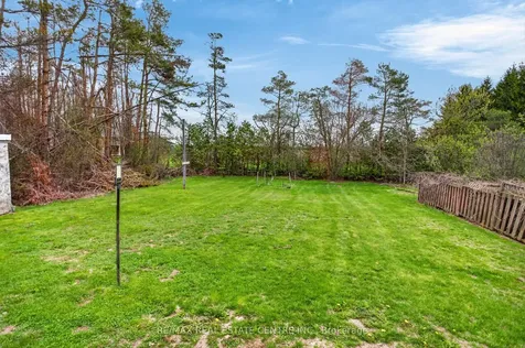 2330 Elm Tree Road Kawartha Lakes ON K0M 1E0