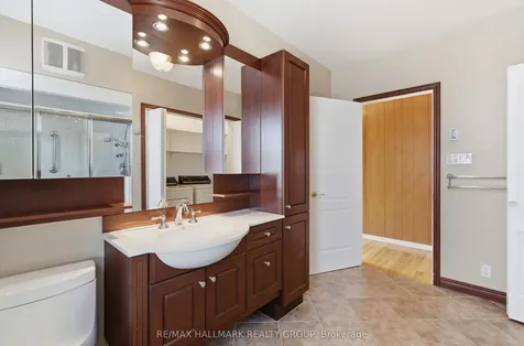 521 Nelson Street W Hawkesbury ON K6A 2K3