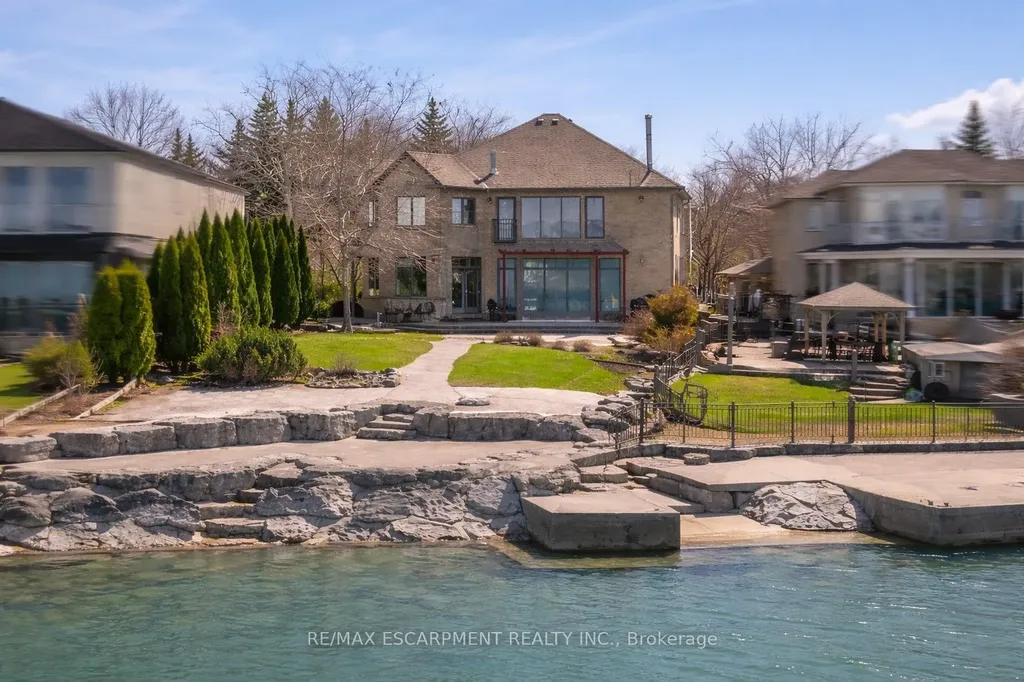4 Lakeside Drive Hamilton ON L8E 5C1