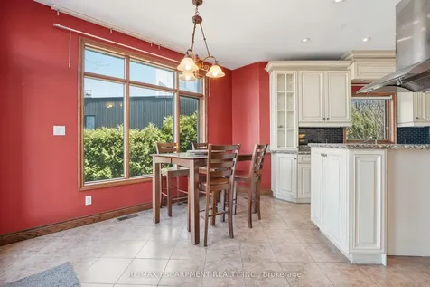 4 Lakeside Drive Hamilton ON L8E 5C1