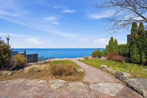 4 Lakeside Drive Hamilton ON L8E 5C1