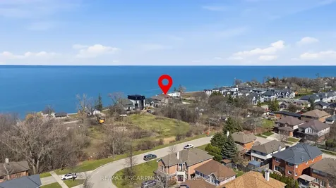 4 Lakeside Drive Hamilton ON L8E 5C1