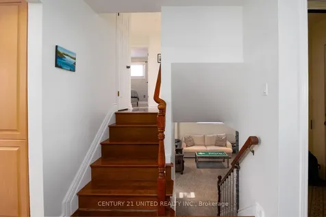 1002 Albany Court Peterborough ON K9J 1J2