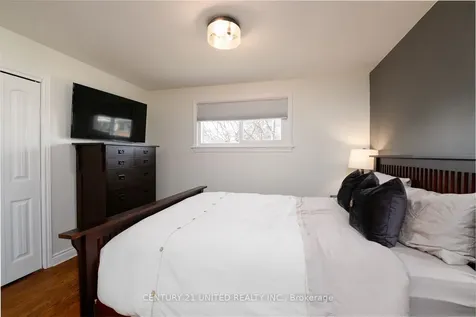 1002 Albany Court Peterborough ON K9J 1J2