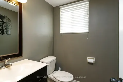 1002 Albany Court Peterborough ON K9J 1J2