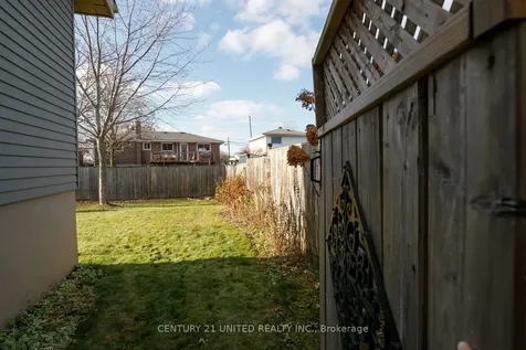 1002 Albany Court Peterborough ON K9J 1J2