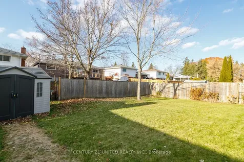 1002 Albany Court Peterborough ON K9J 1J2