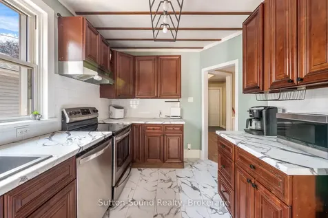 1139 4th Avenue W Owen Sound ON N4K 4W3
