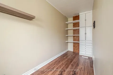 1139 4th Avenue W Owen Sound ON N4K 4W3