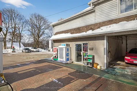 3922 Hamilton Road E Thames Centre ON N0L 1G2